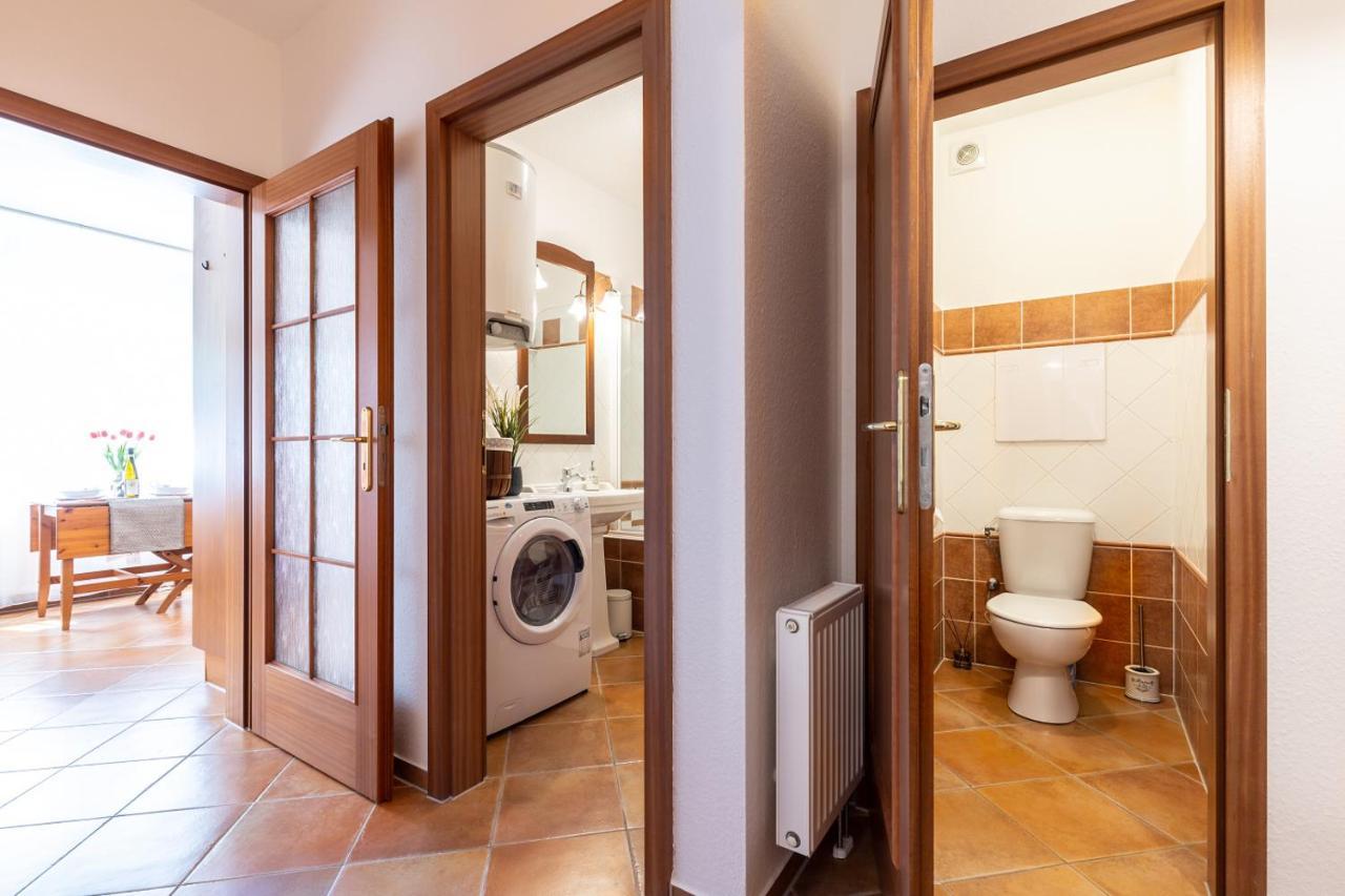 Apartman Dream V Mikulove - Jine Ubytovani Lednice Apartman Kültér fotó