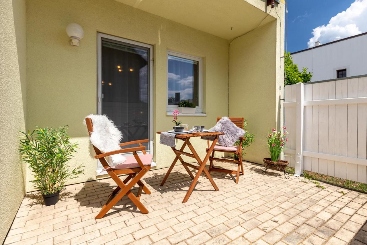 Apartman Dream V Mikulove - Jine Ubytovani Lednice Apartman Kültér fotó